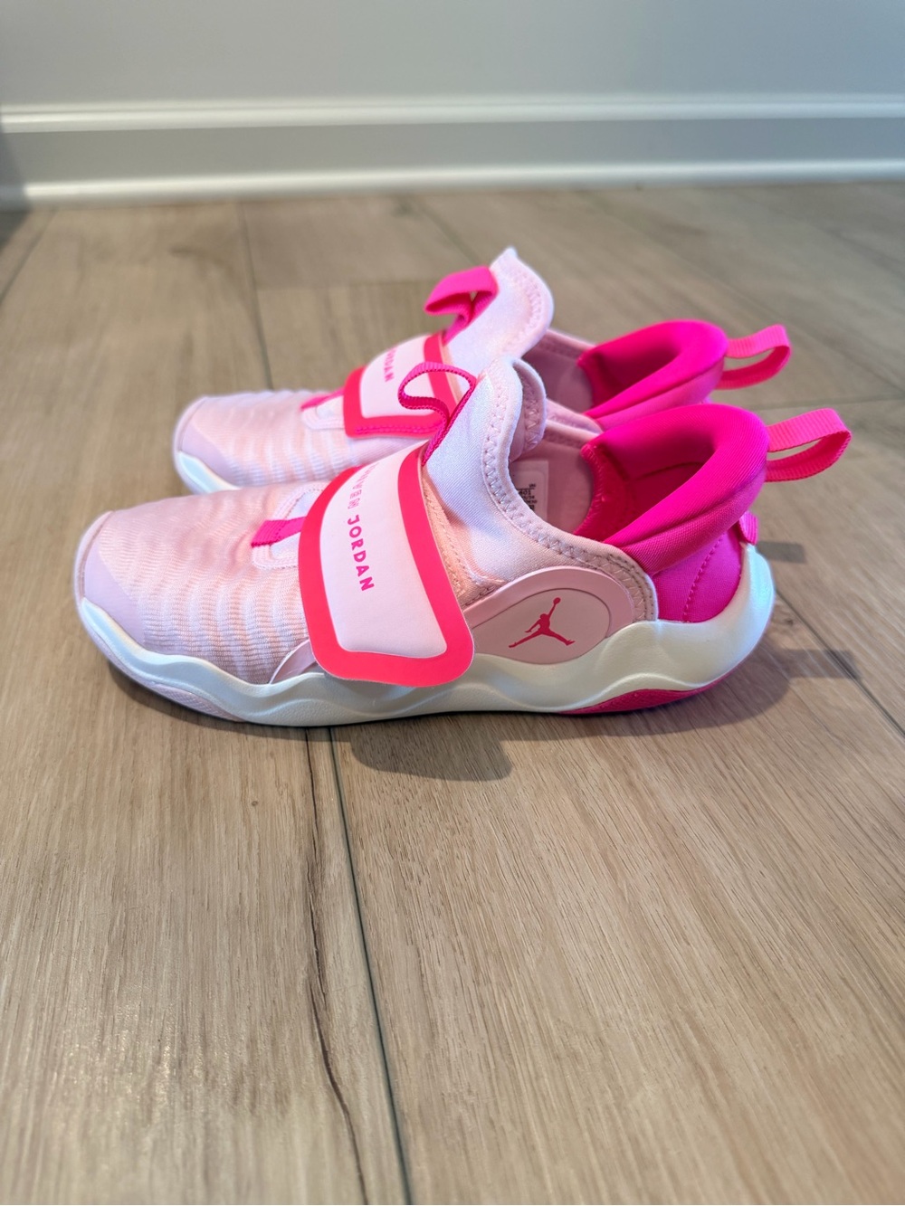 Girls NWOT Jordan Sneakers - Picture 2 of 3